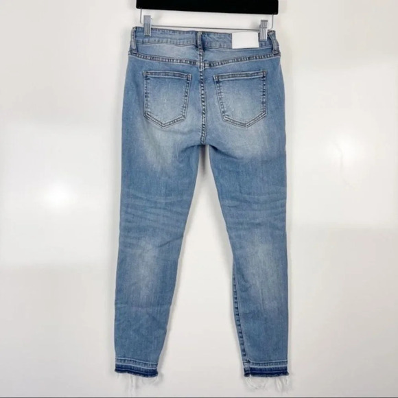 Pistola Distressed Raw Hem Skinny Jeans Women's Size 26 - Picture 2 of 10